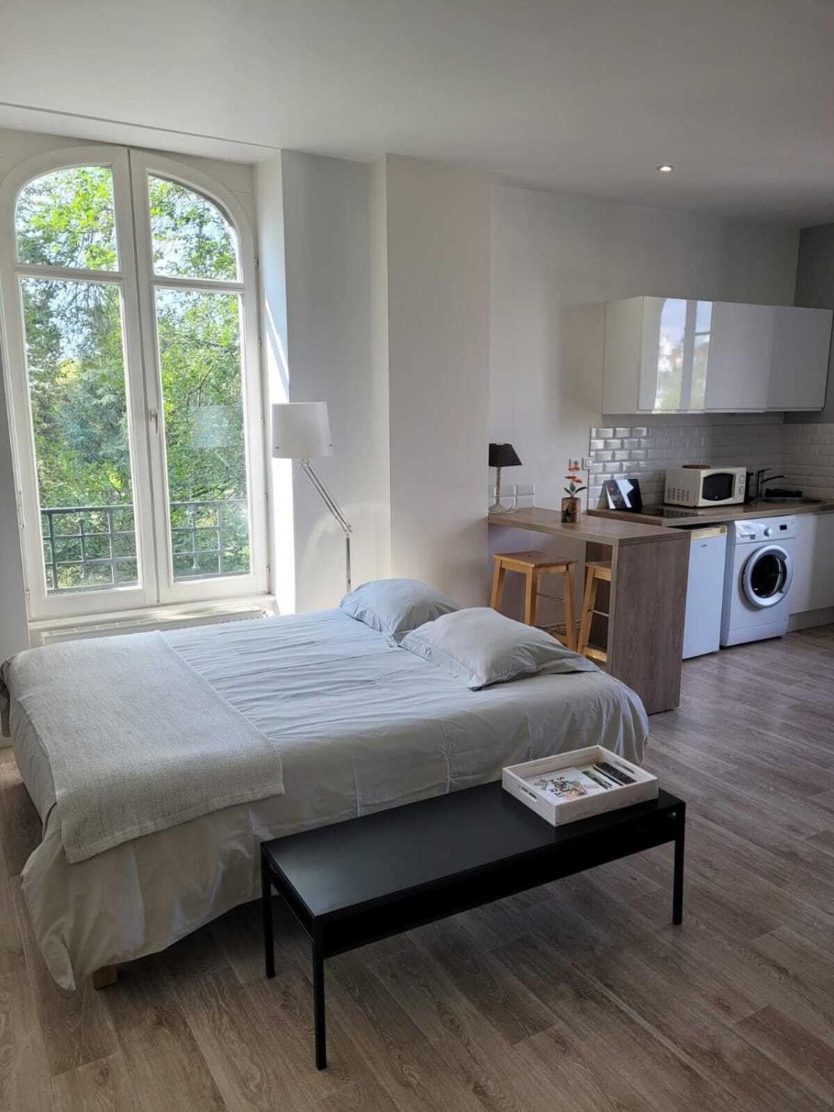 Appartment Les Suites Du Parc Besancon Room photo